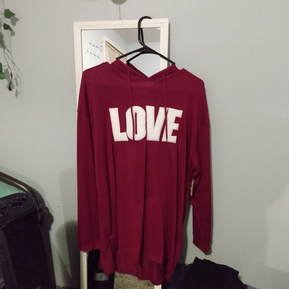Burgundy Bobbie Brooks "LOVE" long sleeve women's plus size 1X hoodie - Picture 1 of 6